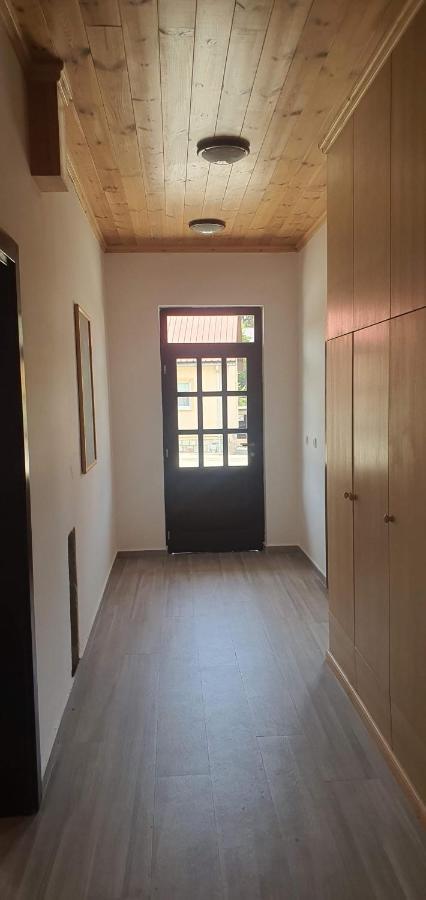 Apartmani Aleksandra 科拉欣 外观 照片
